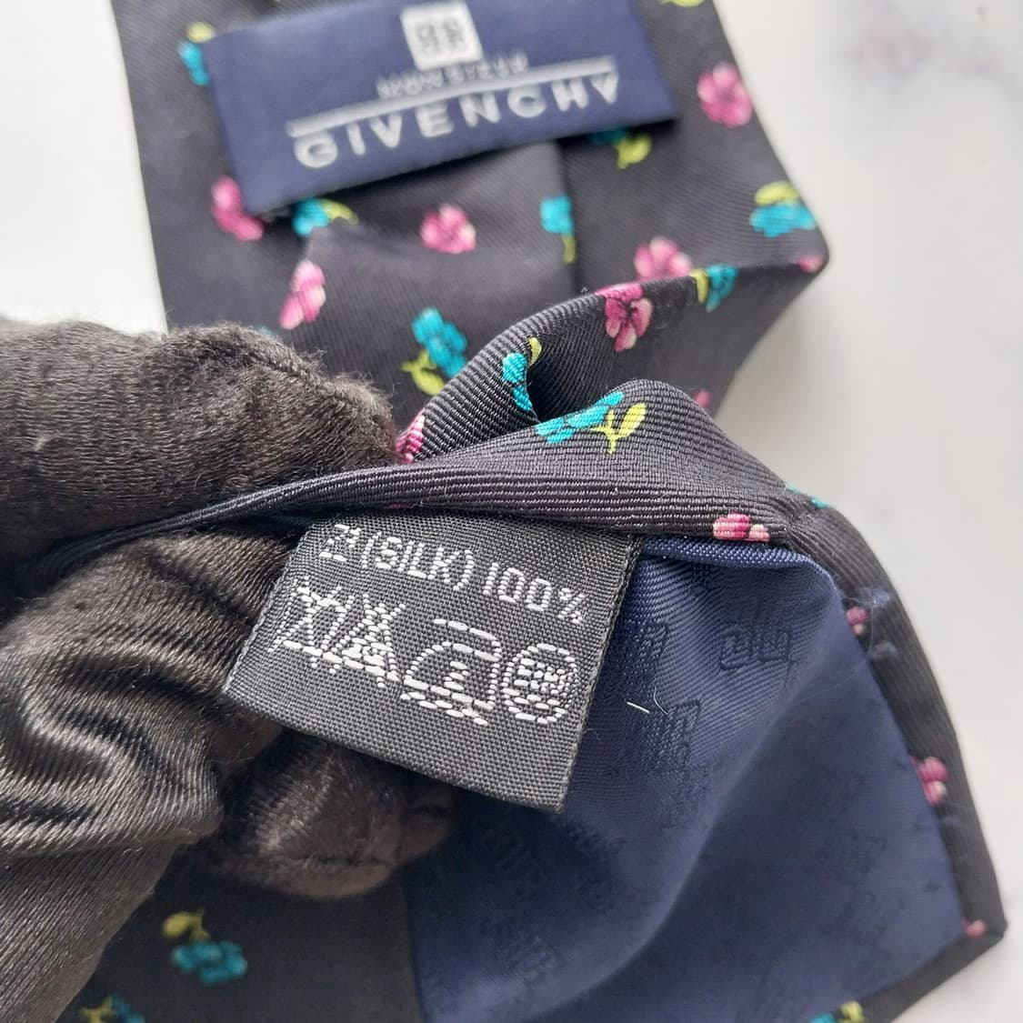 지방시 넥타이 블랙 플라워 모티브 9.6cm A+등급 K2201 상품이미지10