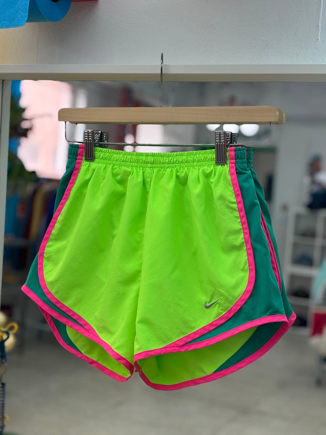 Vintage Nike Running Shorts Neon 상품이미지1