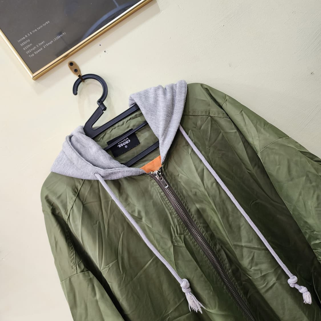 [FREE] 후드 레이어드 MA-1 점퍼 (올리브) 상품이미지2