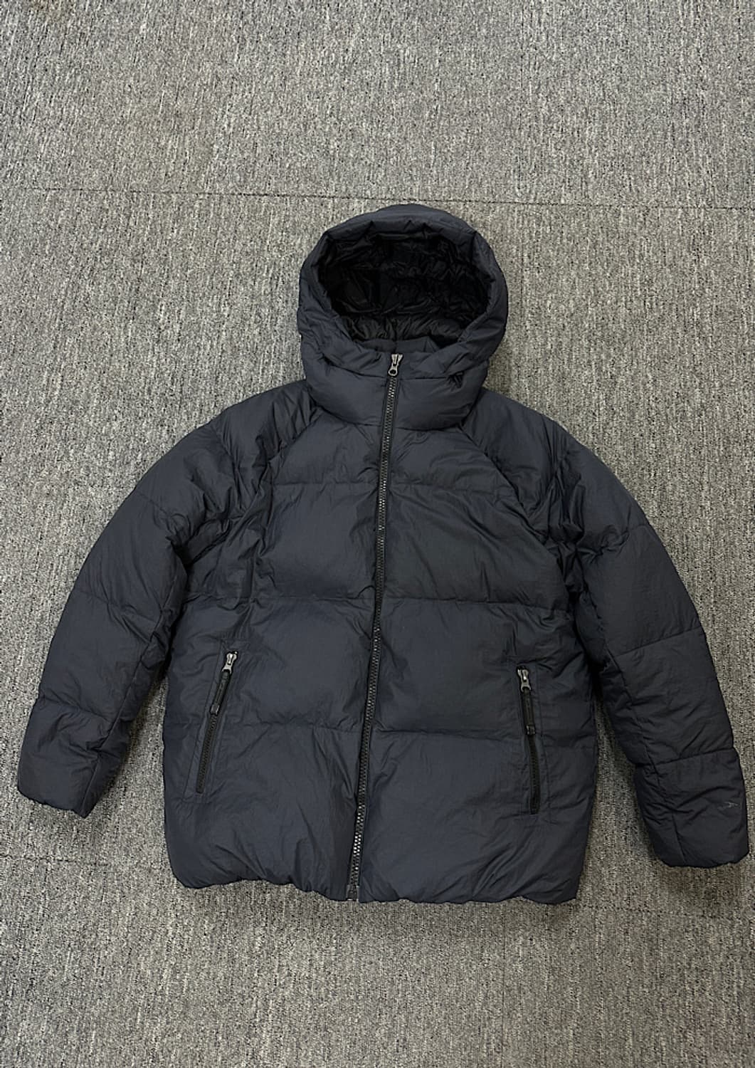 브룩스 러닝 패딩  상품이미지3