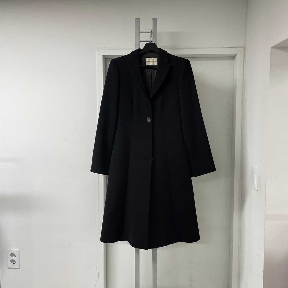 엠포리오아르마니 블랙 코트 12(W) 상품이미지1