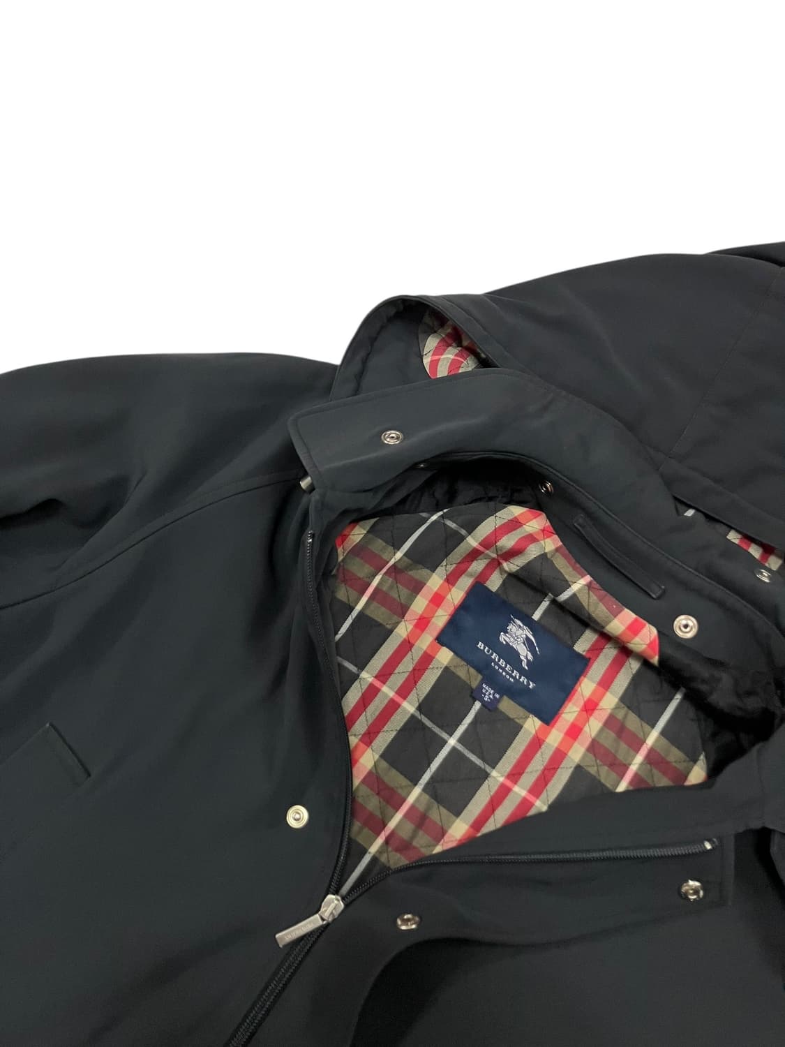 버버리 후드 탈부착 블랙 체크 안감 코트 S 상품이미지3