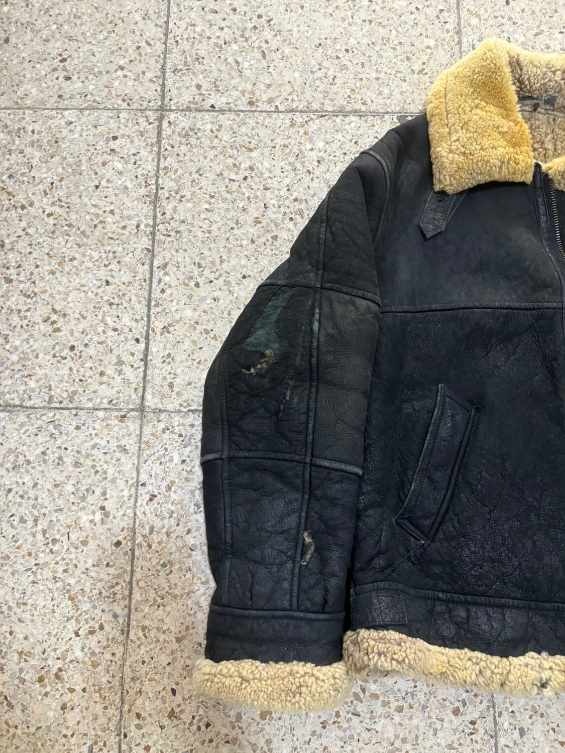 빈티지 블랙 무스탕 자켓 상품이미지2