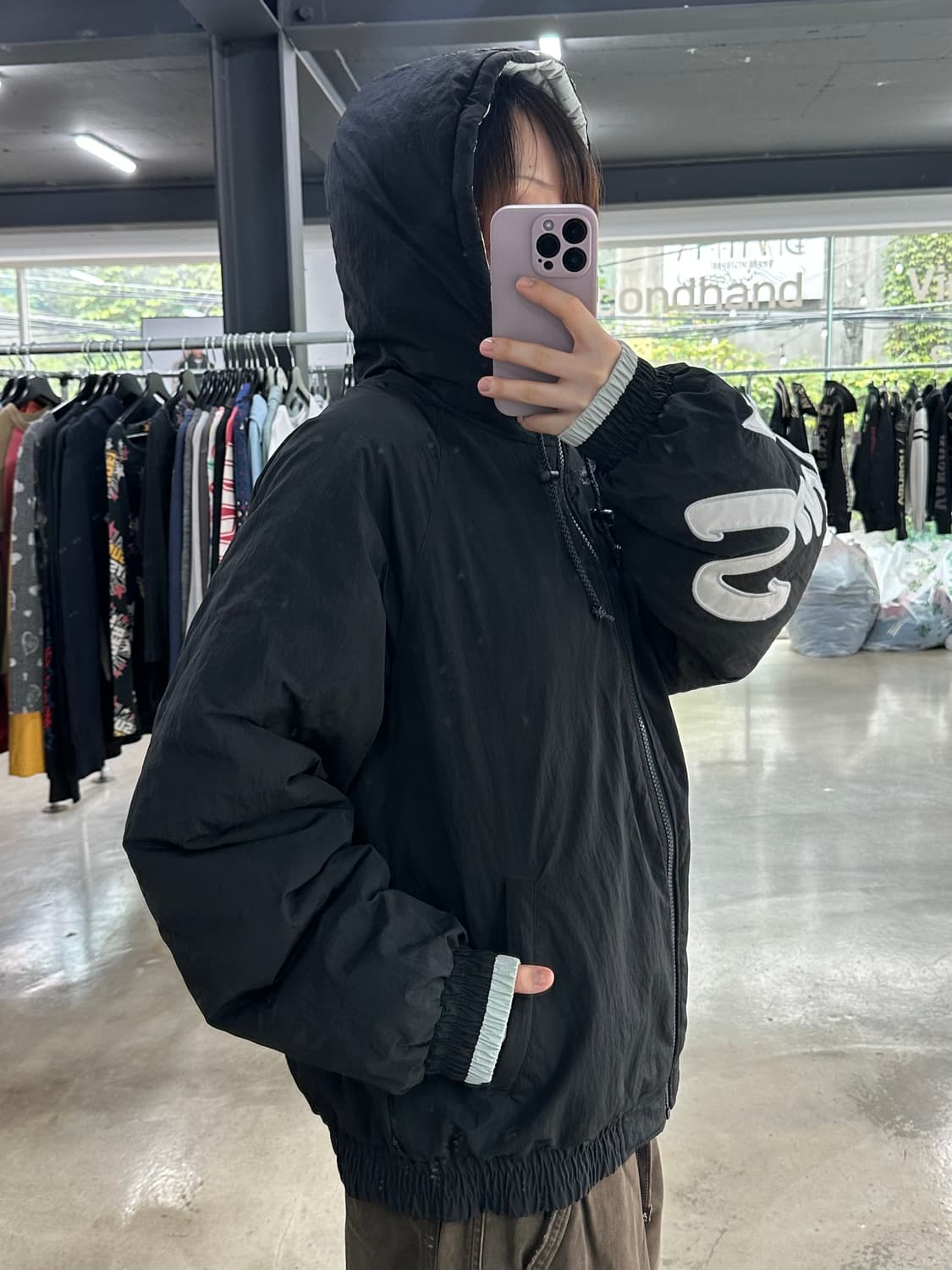 슈프림 18SS 슬리브 스크립트 사이드라인 패디드 자켓 상품이미지3