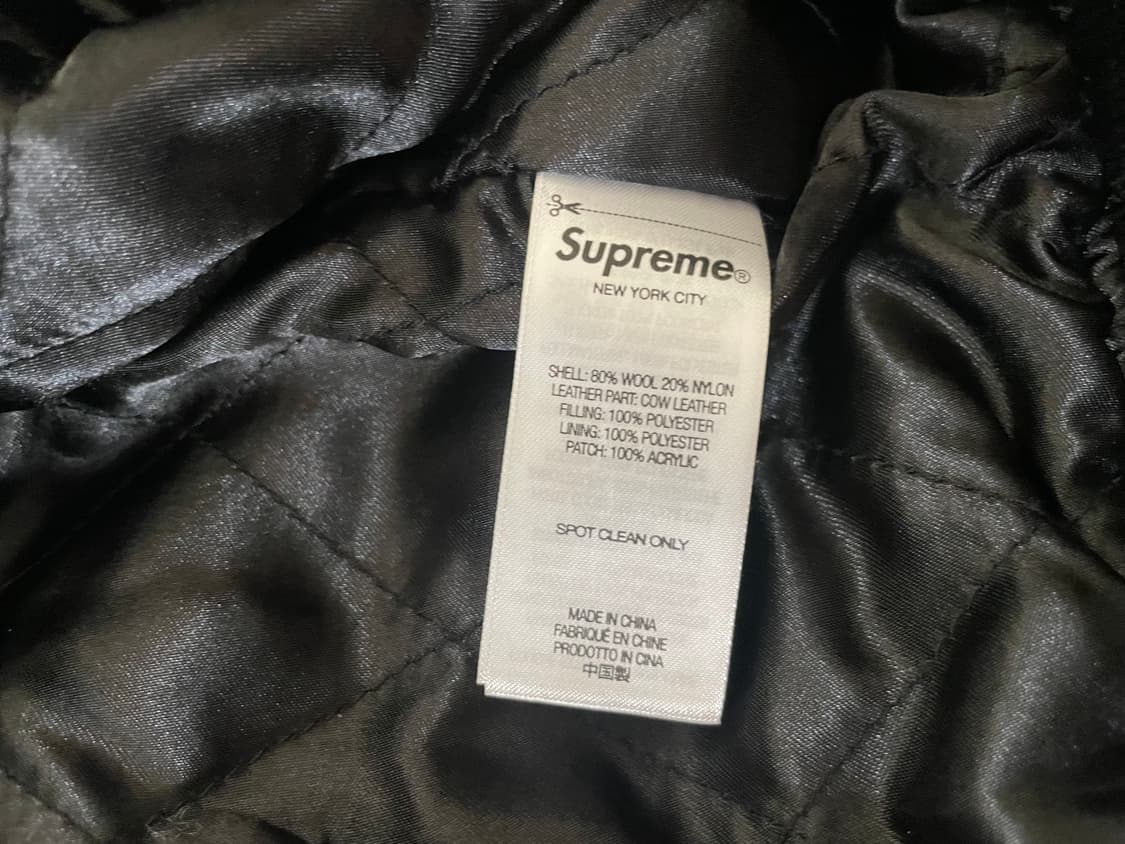 [L] 슈프림 타이거 바시티 자켓 블랙 - 23FW 상품이미지5