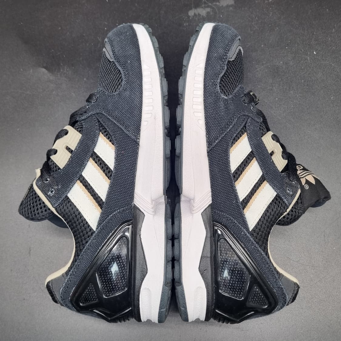 아디다스 ZX 8000 여성운동화 230 상품이미지5