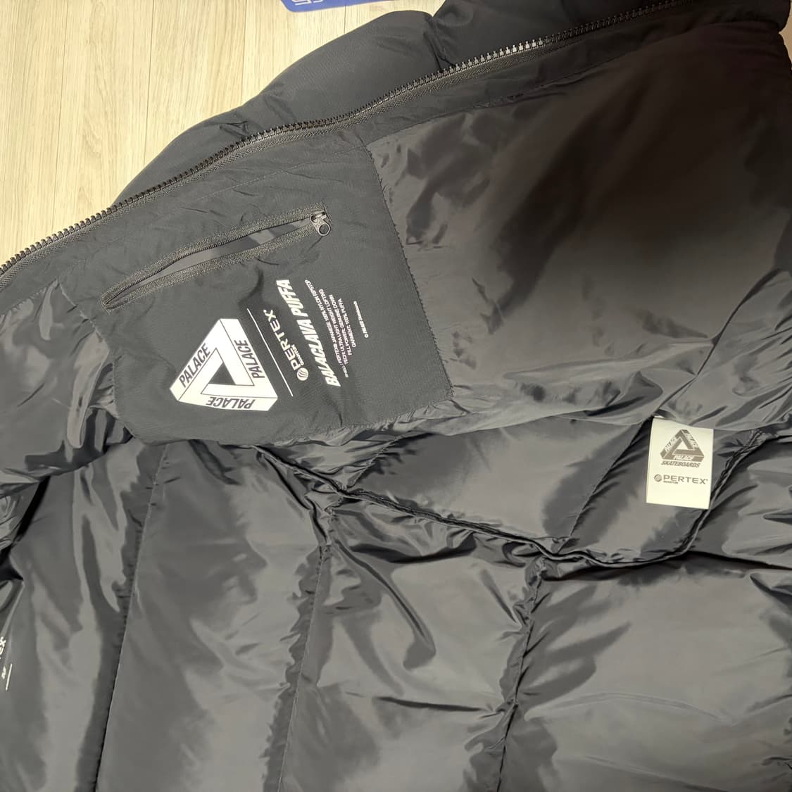 팔라스 23FW 퍼텍스 바라클라바 패딩 상품이미지6