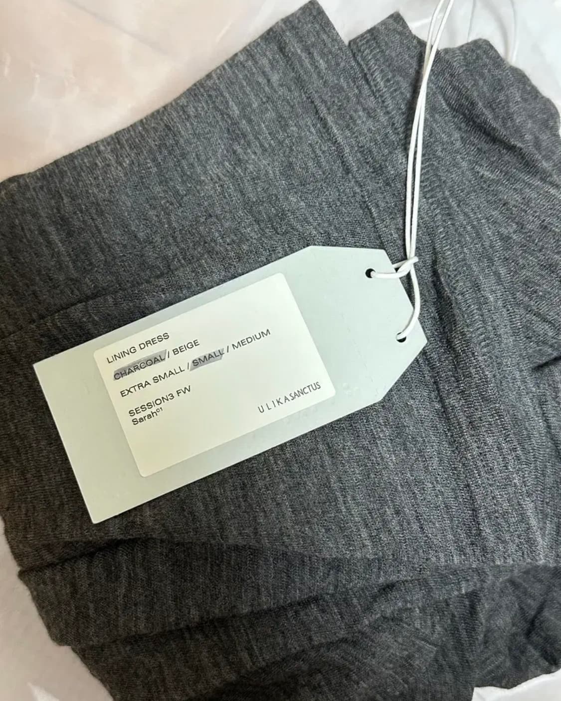 울리카상투스 원피스 차콜 s 새상품 상품이미지2