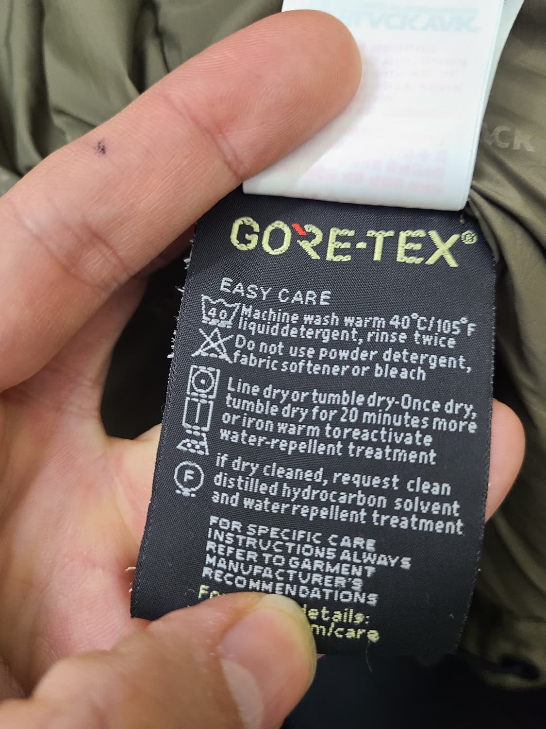 블랙야크 고어텍스 구스다운 패딩 파카 상품이미지8