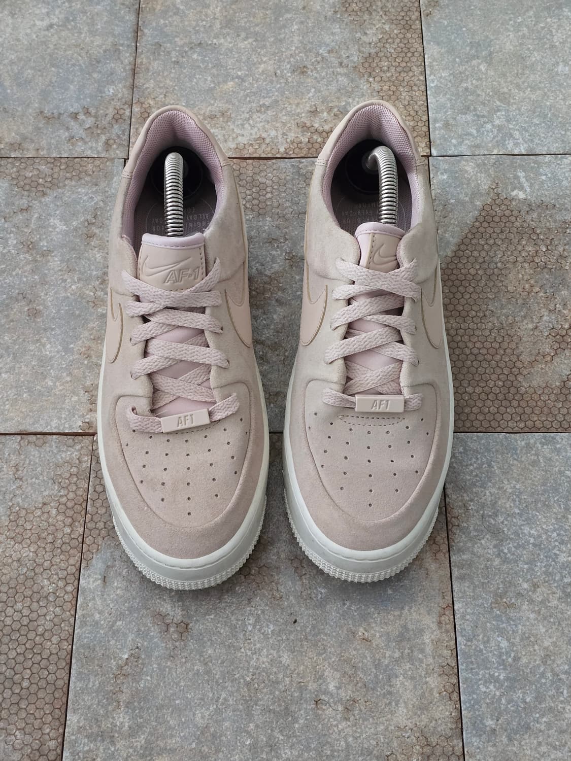 (245)나이키 에어포스 1 세이지 로우 파티클 베이지 상품이미지2