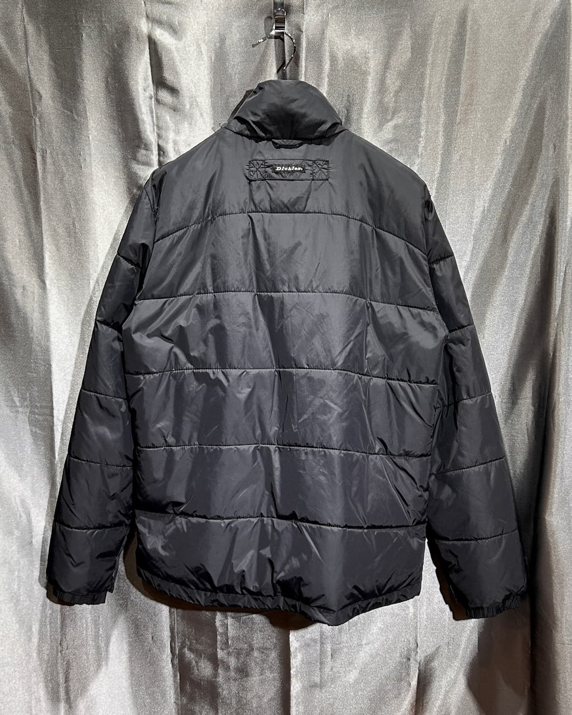 M 디키즈 심볼로고 블랙 라이트 패딩 상품이미지3