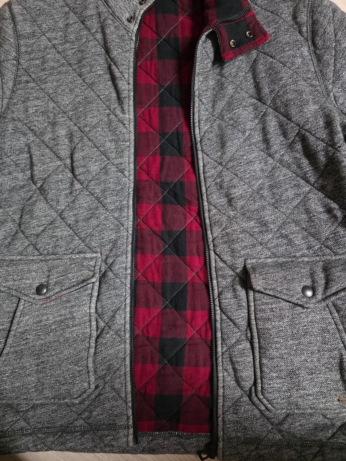 휴고보스 남자 누빔자켓.  싸이즈 95.  상품이미지4