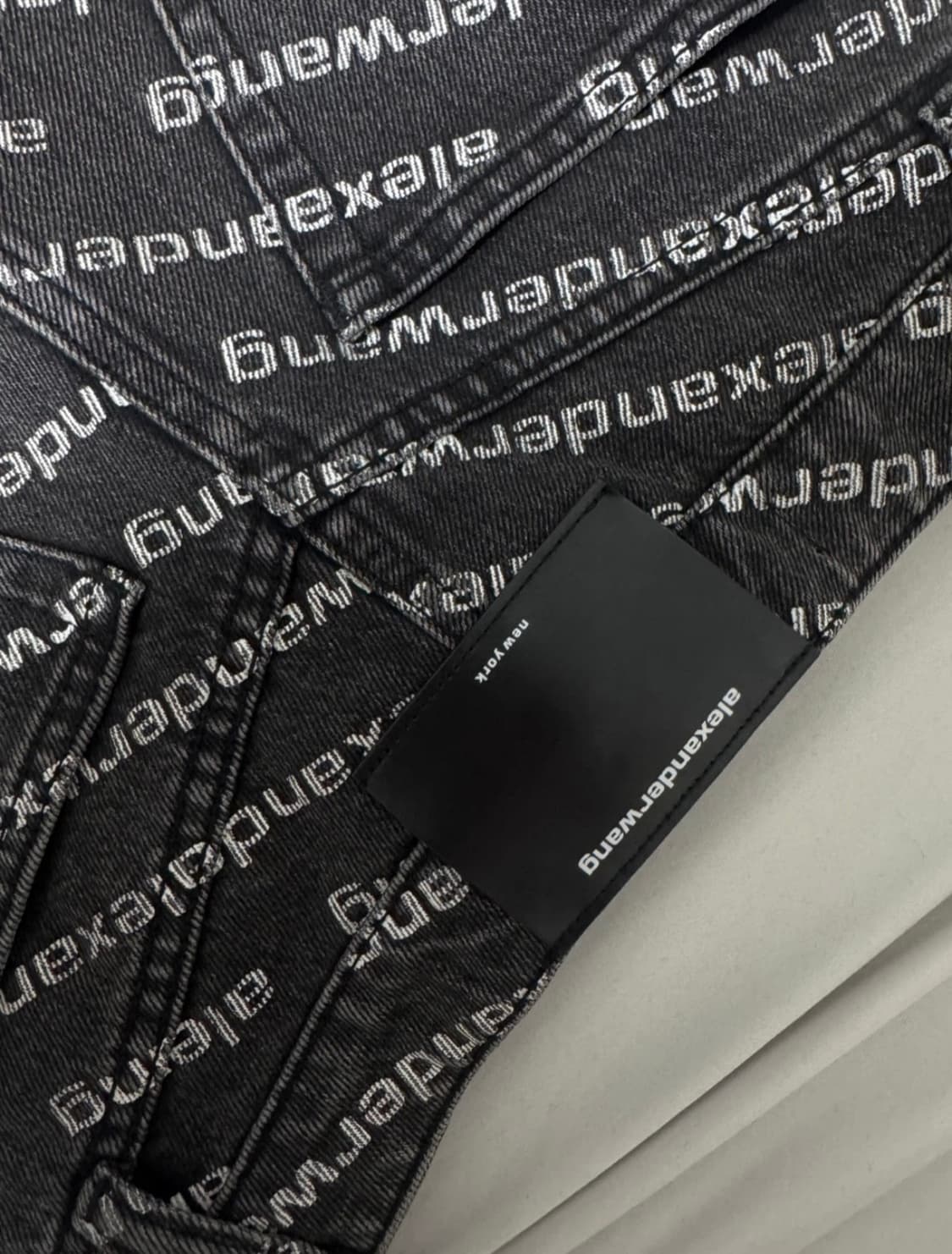 (현재62만) 알렉산더왕 바이트 로고 데님 쇼츠 상품이미지5