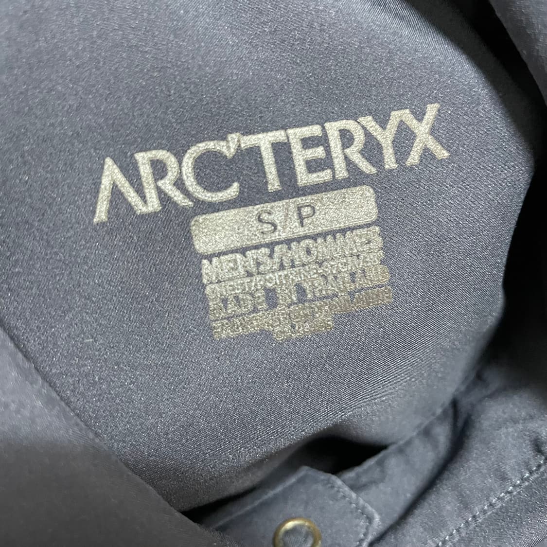 아크테릭스 일본판 스카이라인 네이비 셔츠 상품이미지2