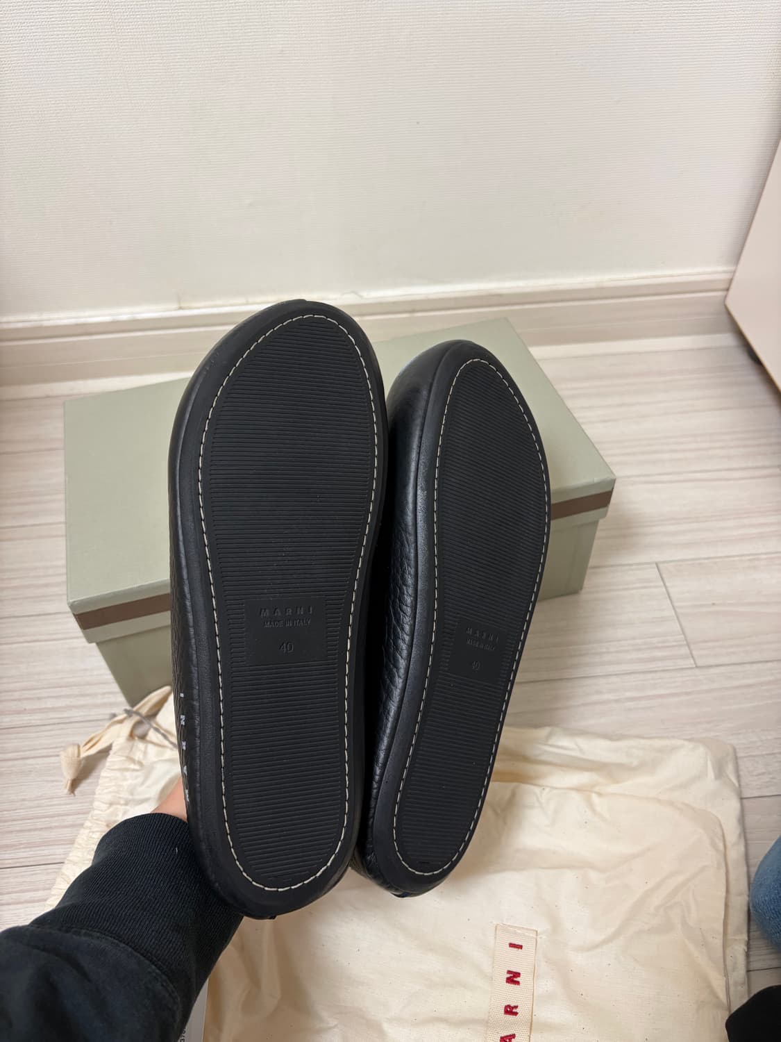 [40] (새상품) 마르니 페인트 이펙트 레더 뮬 사보 블랙 상품이미지5
