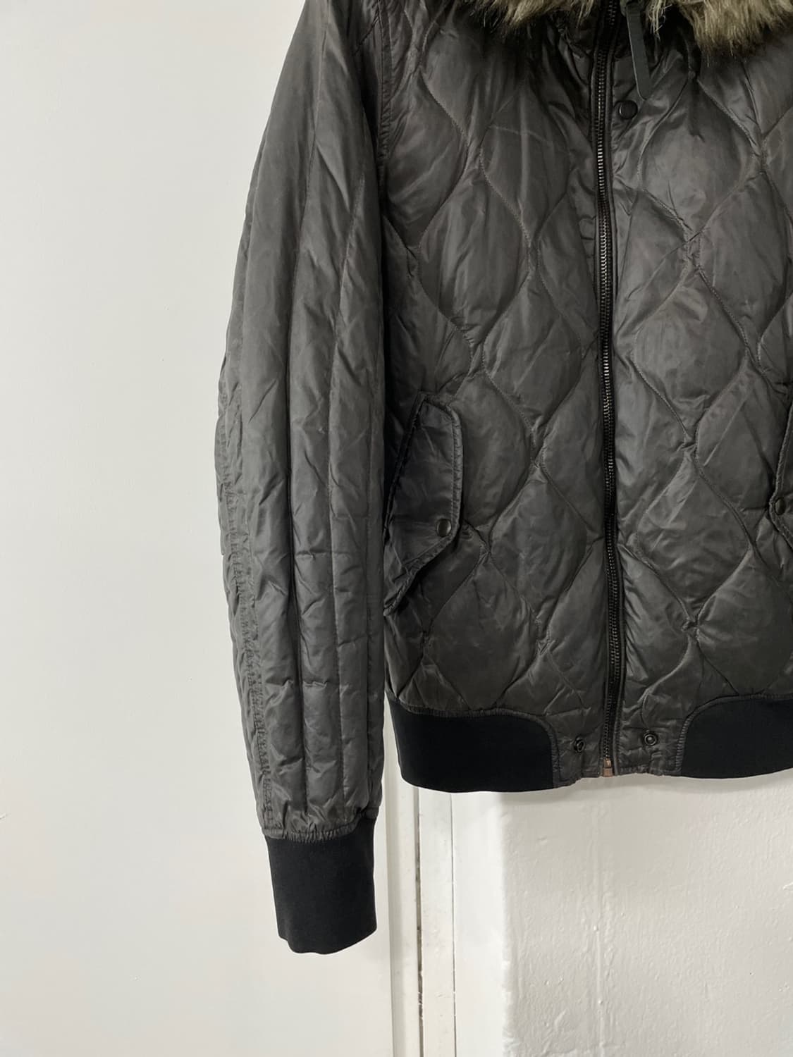 디젤 후드 퍼 퀼팅 다운 자켓 상품이미지6