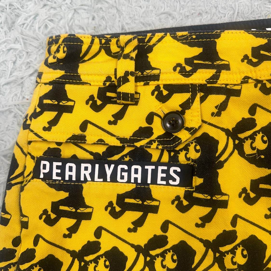 파리게이츠 x 스펀지밥 스퀘어팬츠 골프반바지 상품이미지3