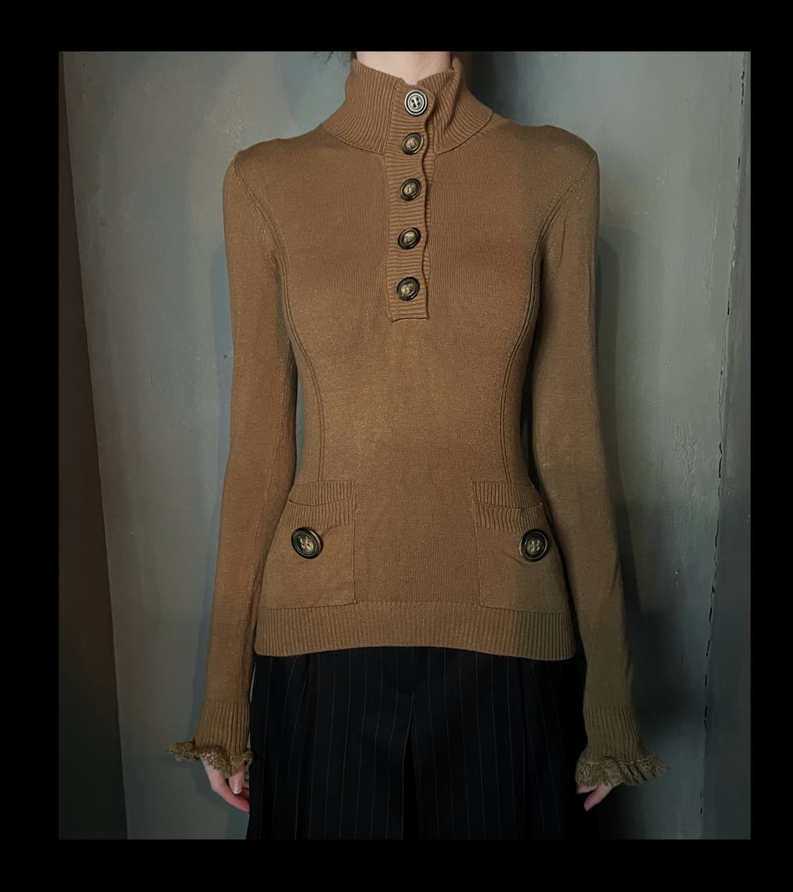 D&G 5 버튼 니트 상품이미지1