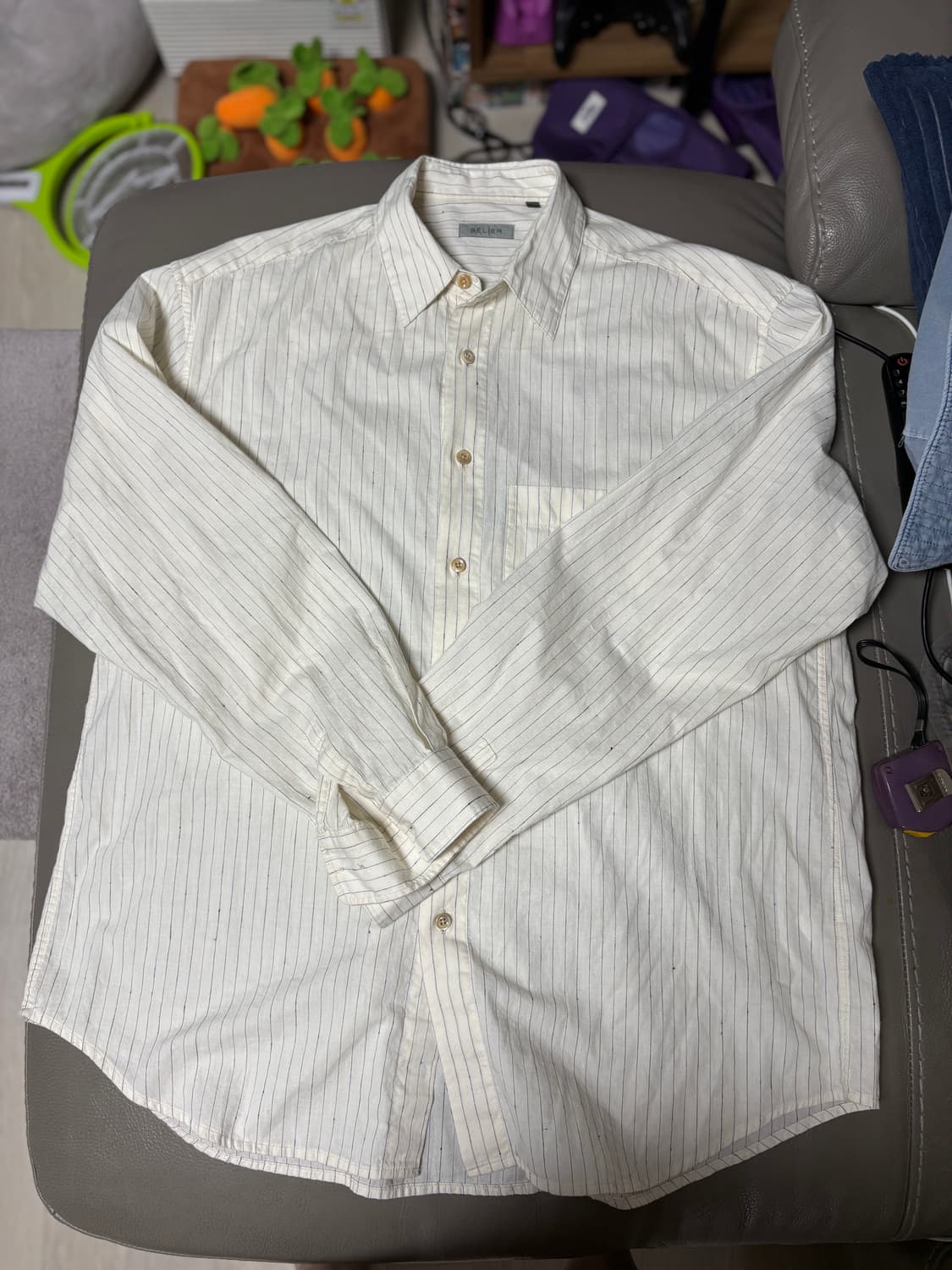 벨리에 다운 타임 치코 셔츠 상품이미지2