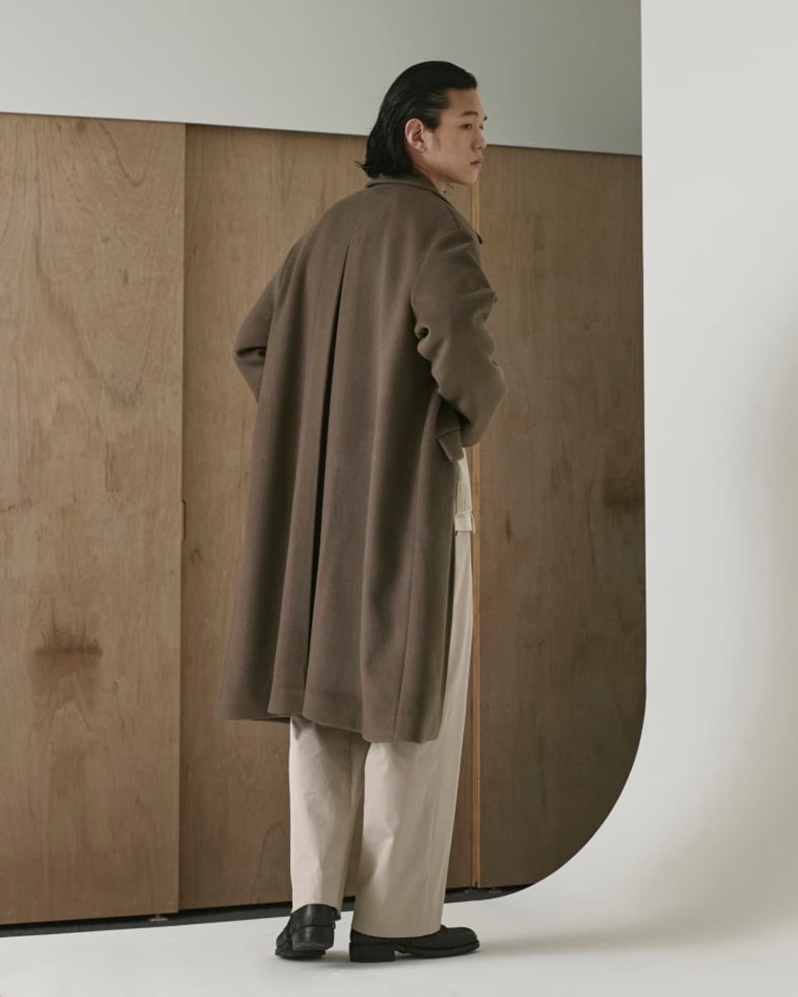 유스 20FW 맥코트 카키 팝니다. 상품이미지1