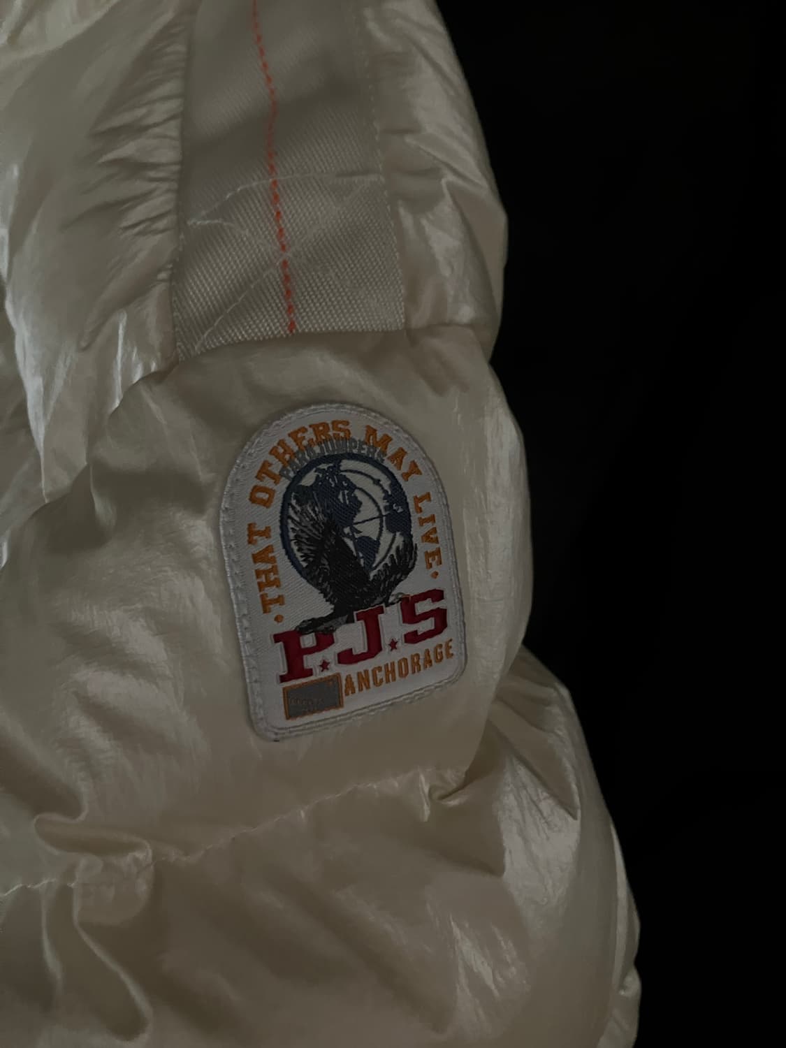 파라점퍼스 21Fw 피아 패딩 상품이미지2