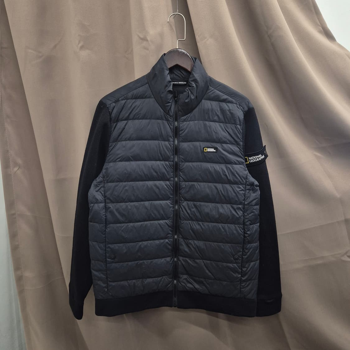 내셔널지오그래픽 블랙 경량 패딩 니트 자켓 L 상품이미지1