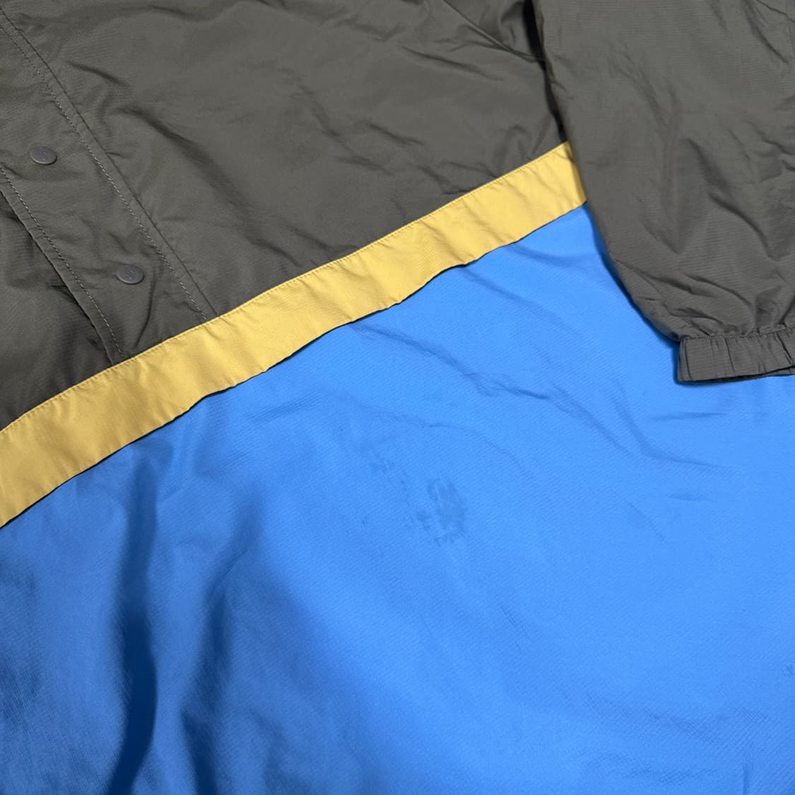 유니클로XJW앤더슨 경량 바람막이 L사이즈 상품이미지4