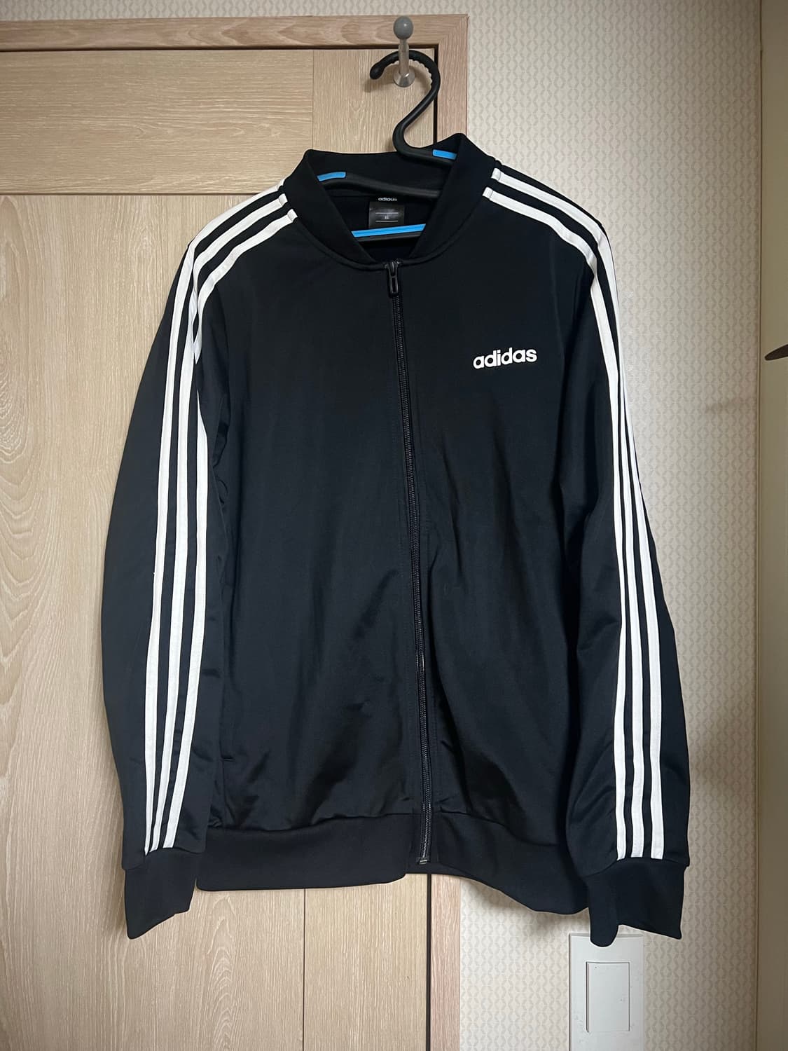 아디다스 블랙 스펠아웃 져지 트랙탑 상품이미지1