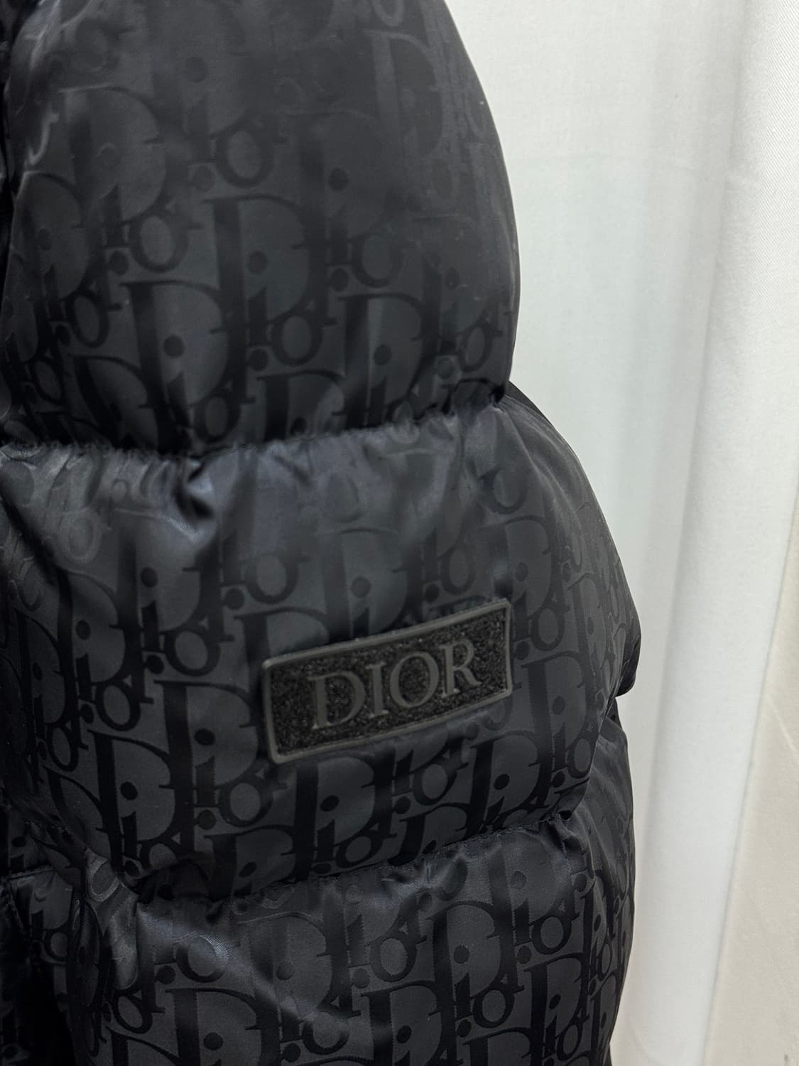 백화점판 디올 오블리크 패딩 52사이즈  상품이미지2