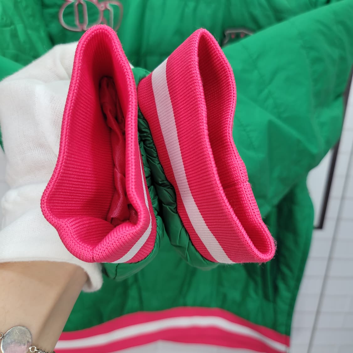 김영주 골프 방풍 패딩 긴팔 티셔츠 골프웨어 100사이즈 새상품급 상품이미지9