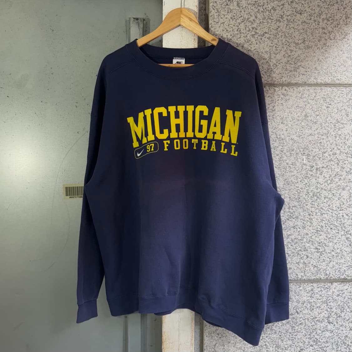 90s 나이키 USA 미시건 풋볼 로고 맨투맨 상품이미지2