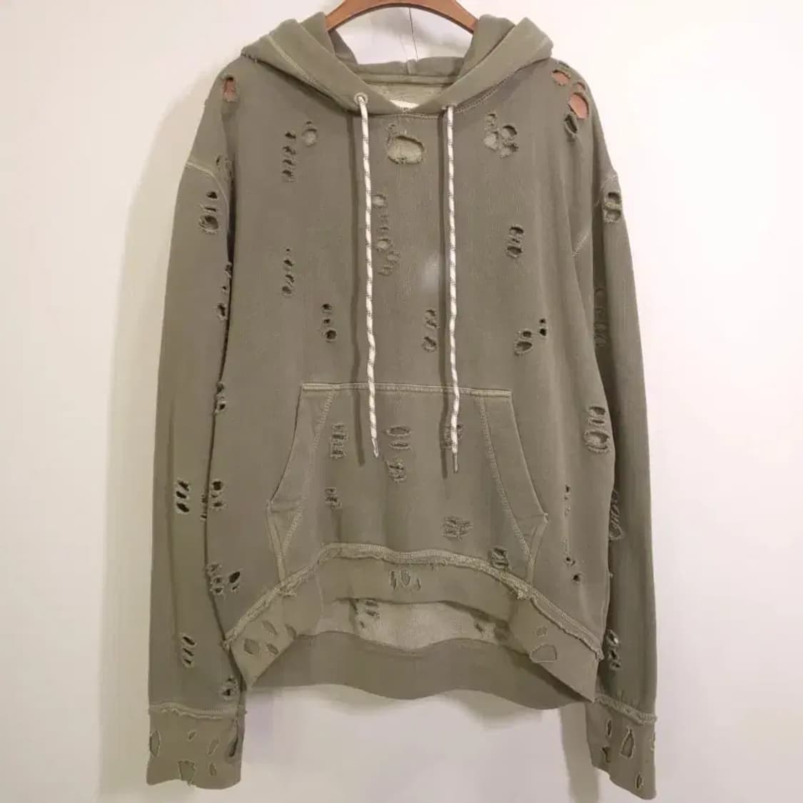 쟈딕앤볼테르 ZADIG&VOLTAIRE 후드티 ~55 상품이미지2