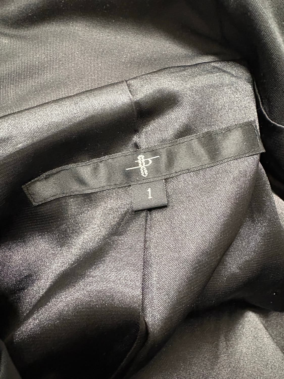 No id 레더 후드 자켓 상품이미지4