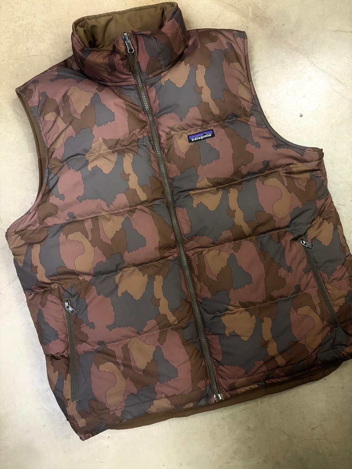 파타고니아 리버시블 패딩조끼  상품이미지2