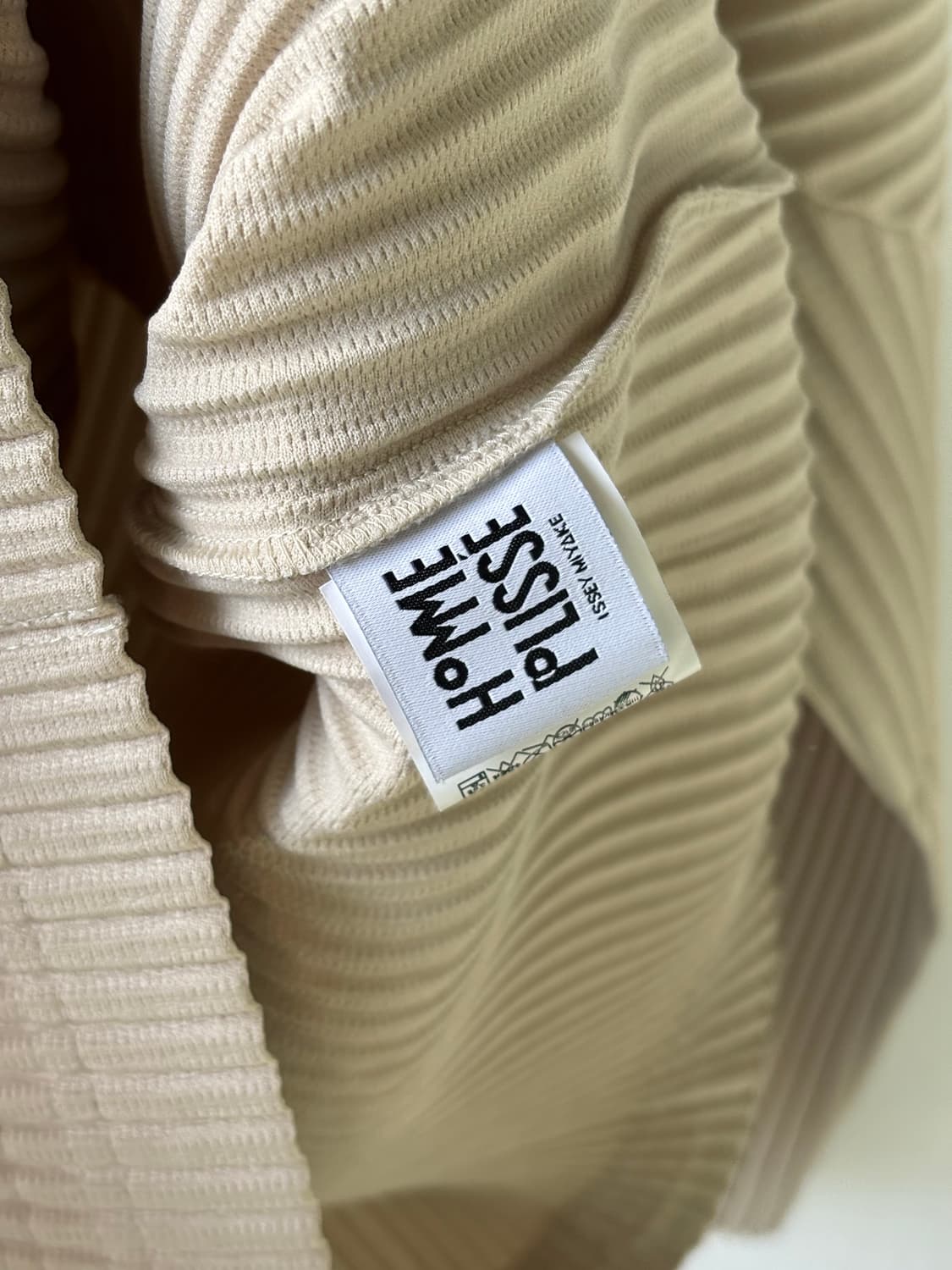 이세이미야케 옴므 플리세 후드집업 상품이미지6