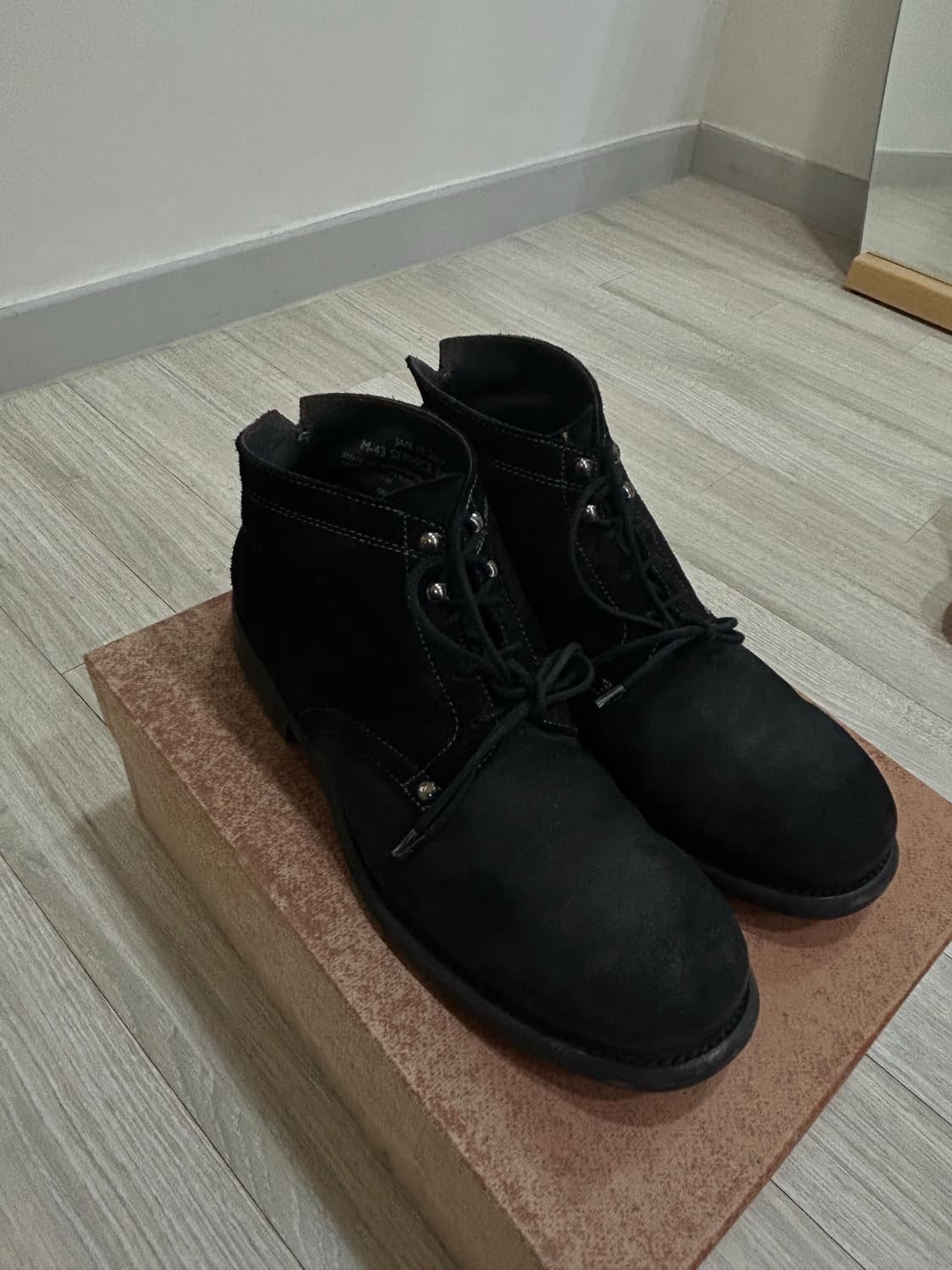 그라더스 부츠 스웨이드 블랙 상품이미지2