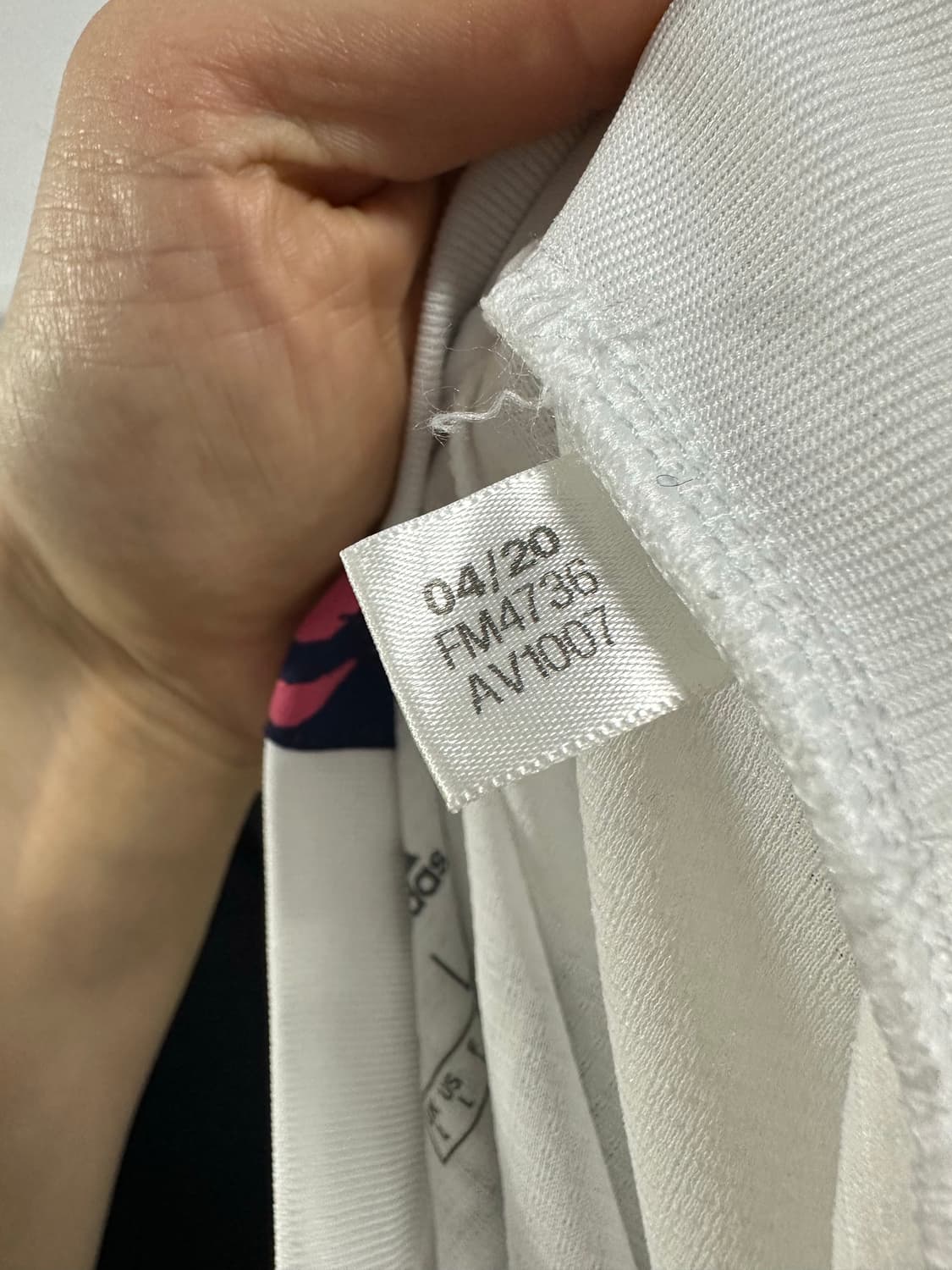 아디다스 21-22 레알마드리드 어센틱 벤제마 유니폼 상품이미지5