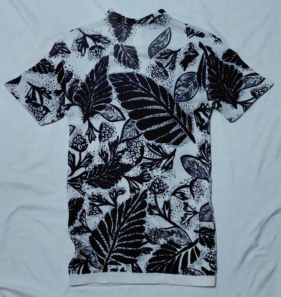 로트레아몽(LAUTREAMONT) 하이넥 보태니컬 코튼 니트 (9호) 상품이미지8