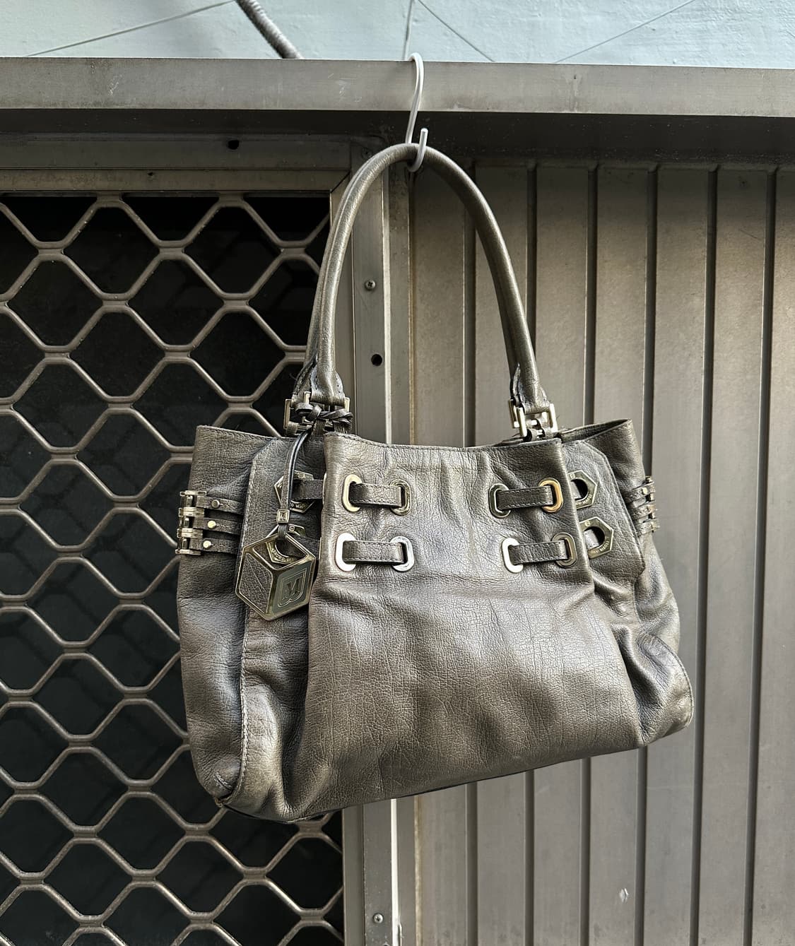 Bruno Magli khaki vintage shoulder bag 상품이미지1