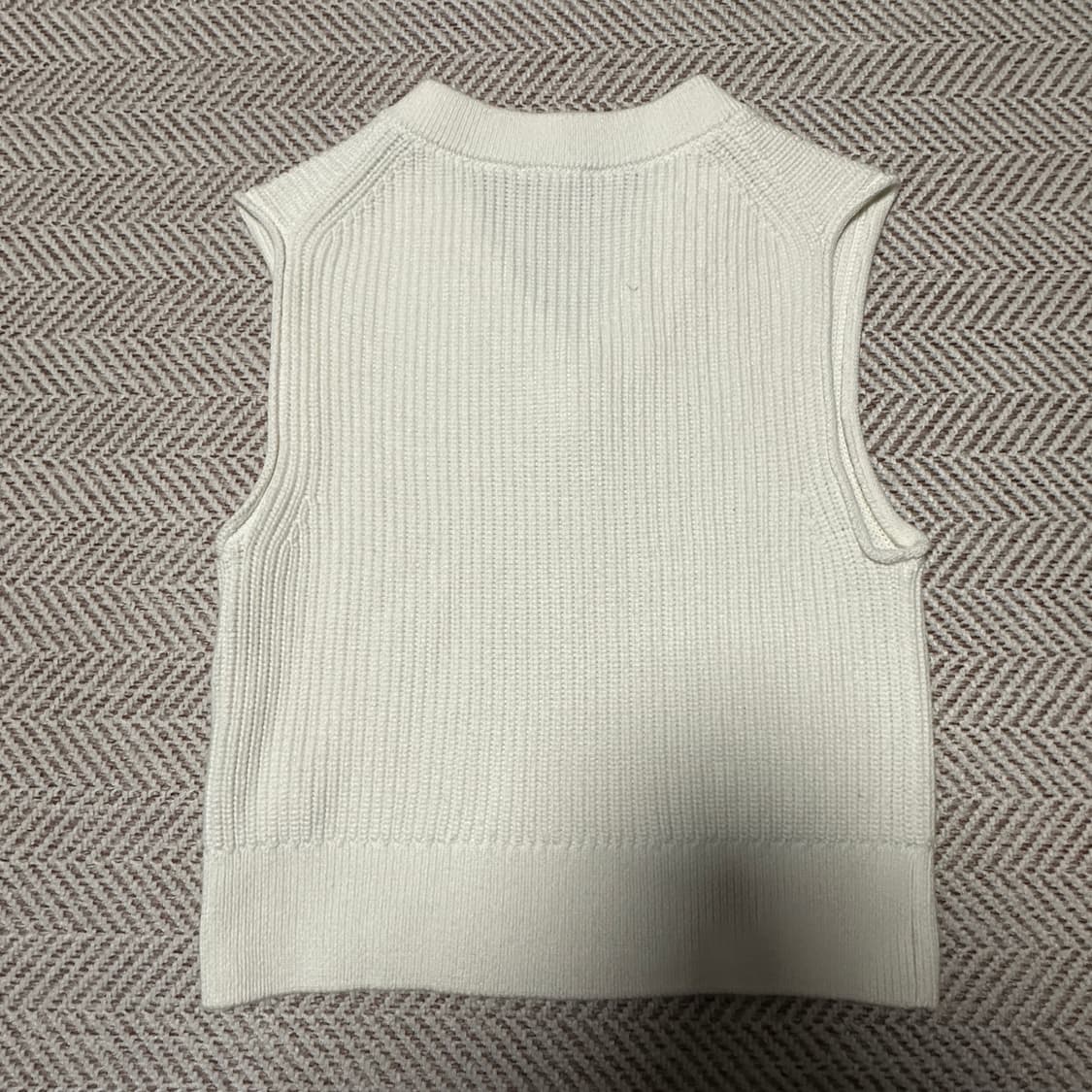 COS knit vest white 상품이미지2