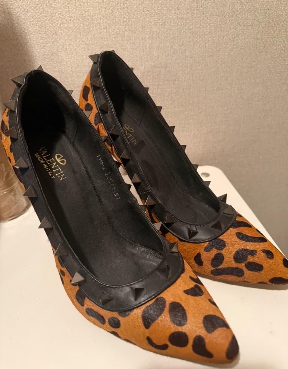 발렌티노 레오파드 스터드 힐 230 상품이미지1