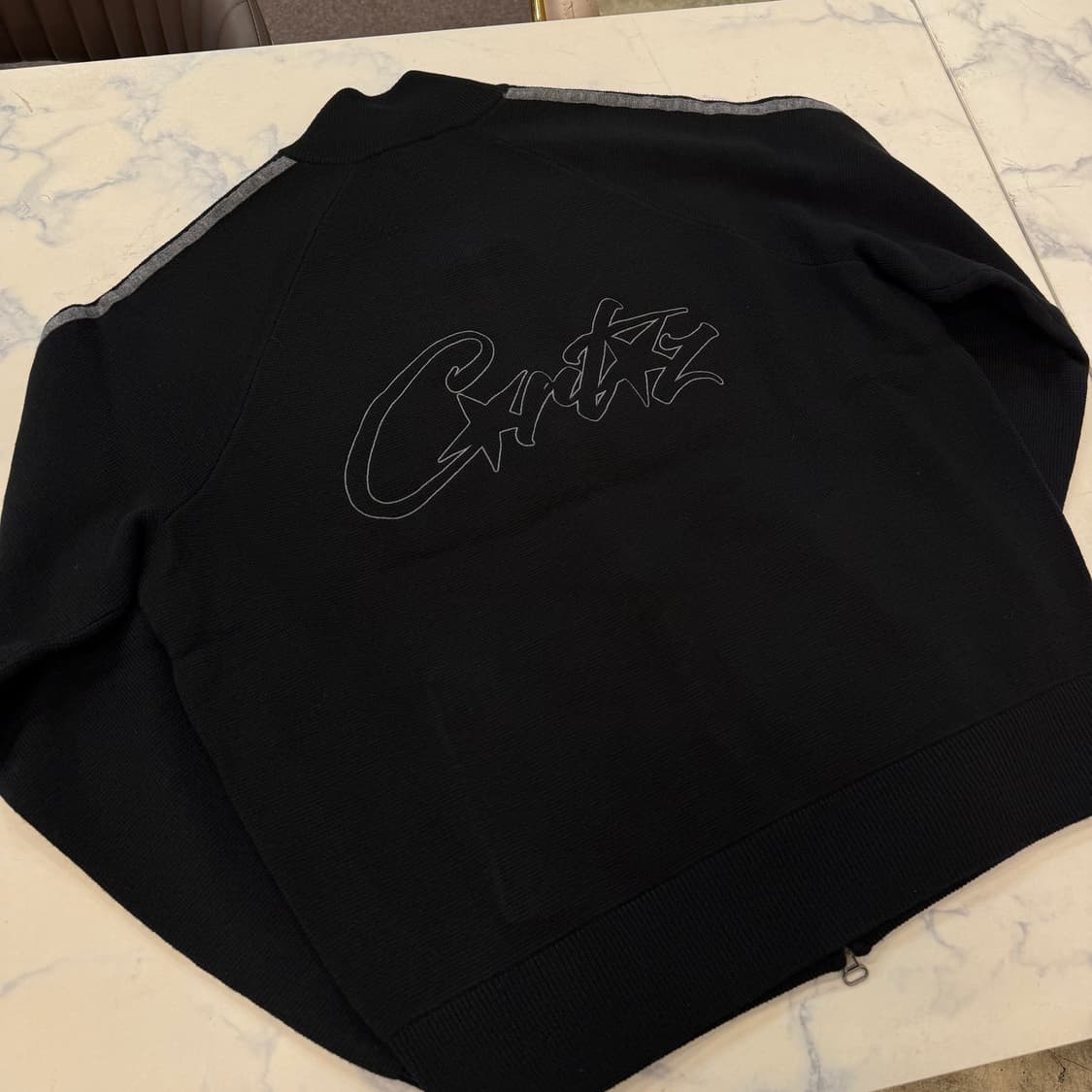 (당일발송) 코르테이즈 VVS 니트집업 블랙 상품이미지2