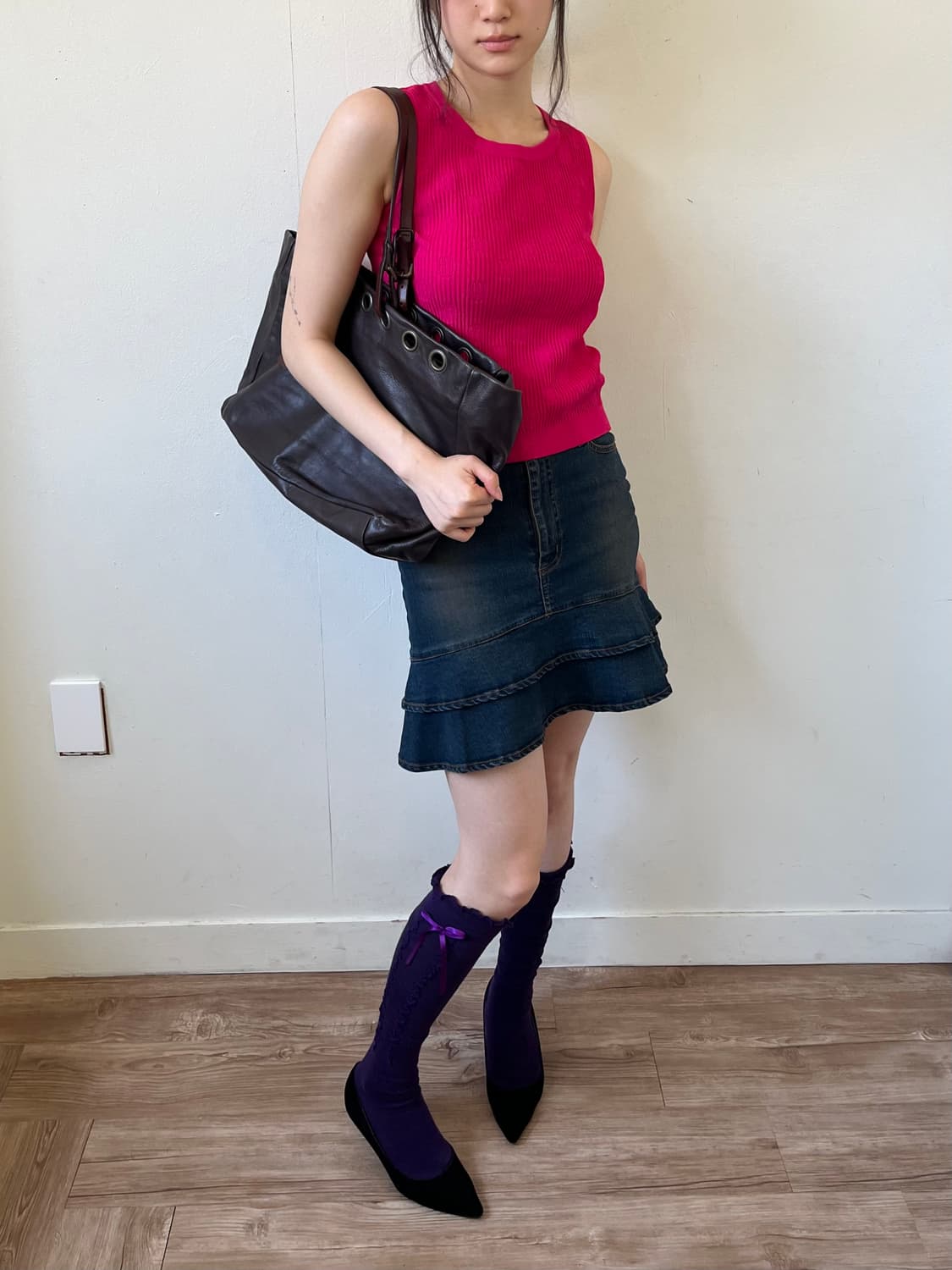 A.I.P Eyelet Leather Tote Bag 상품이미지8