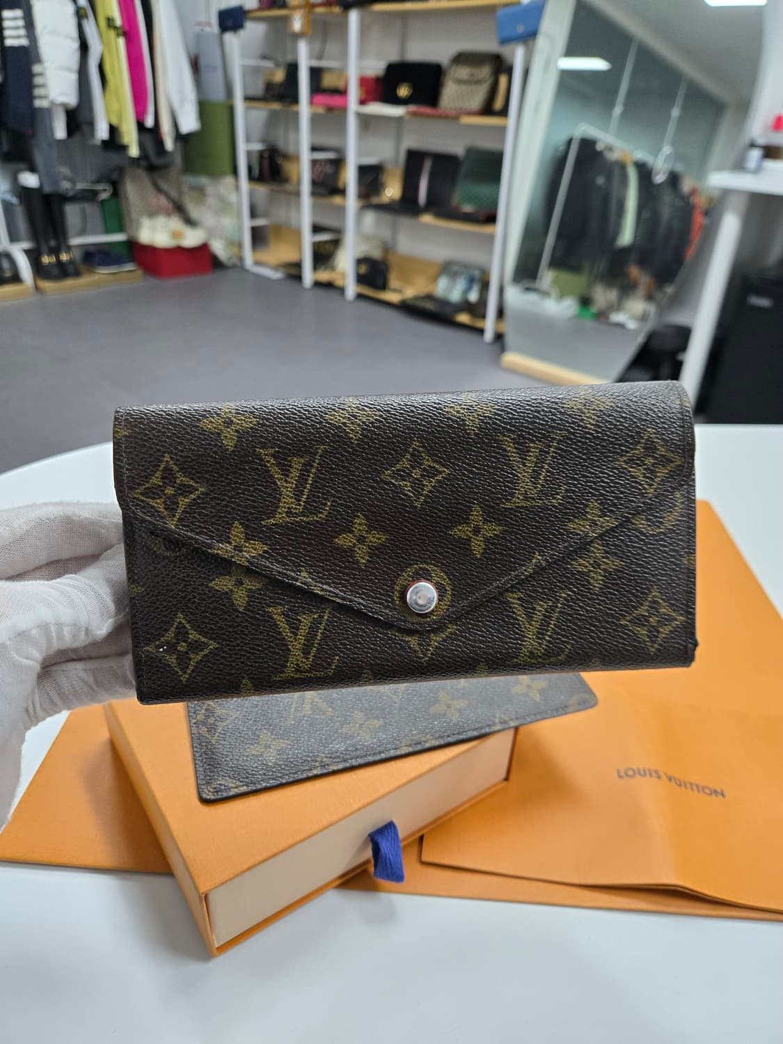 [50%세일] 루이비통 사라 장지갑 상품이미지2