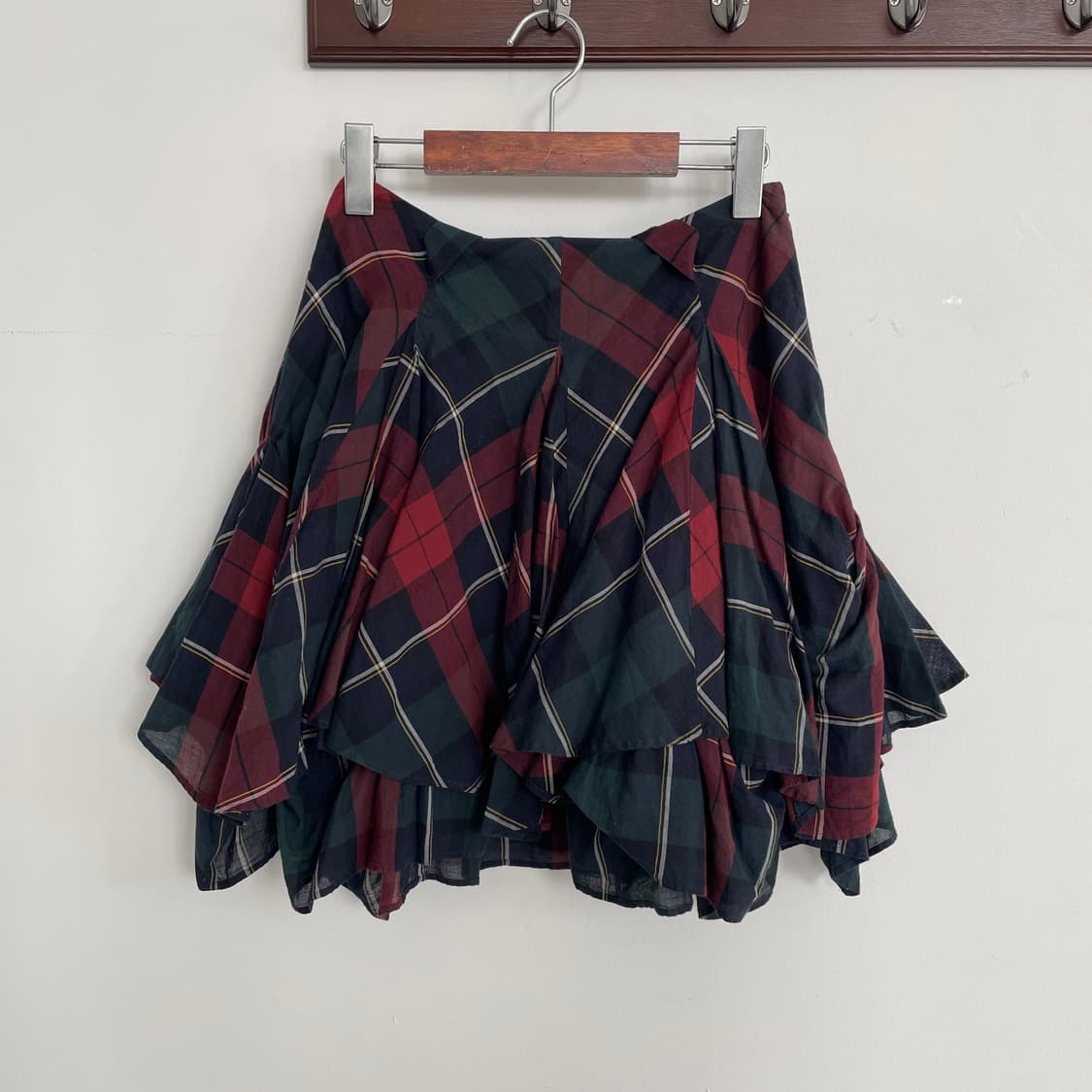 버버리 비대칭 체크 미니 스커트 y2k 상품이미지1