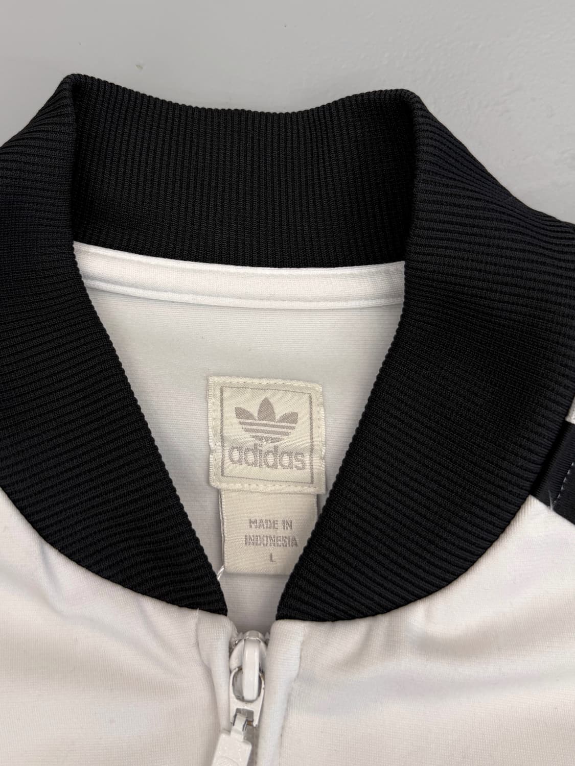 아디다스 00‘s 오버핏 흰 검 배색 온두라스 파이어버드 트랙 져지 상품이미지4