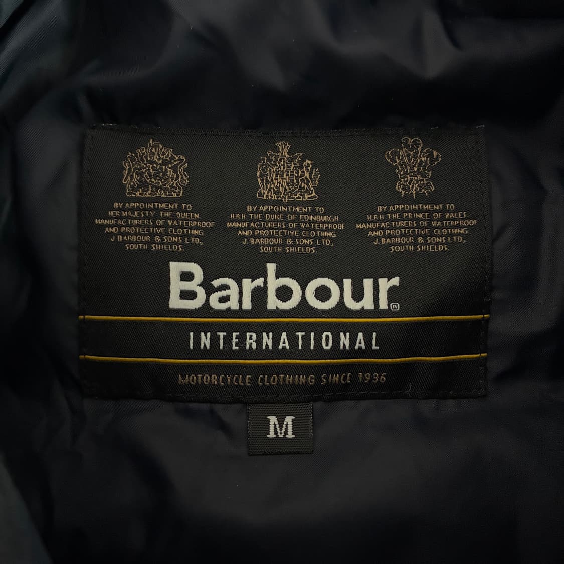 Barbour 바버 인터네셔널 락킹 경량 패딩 상품이미지7
