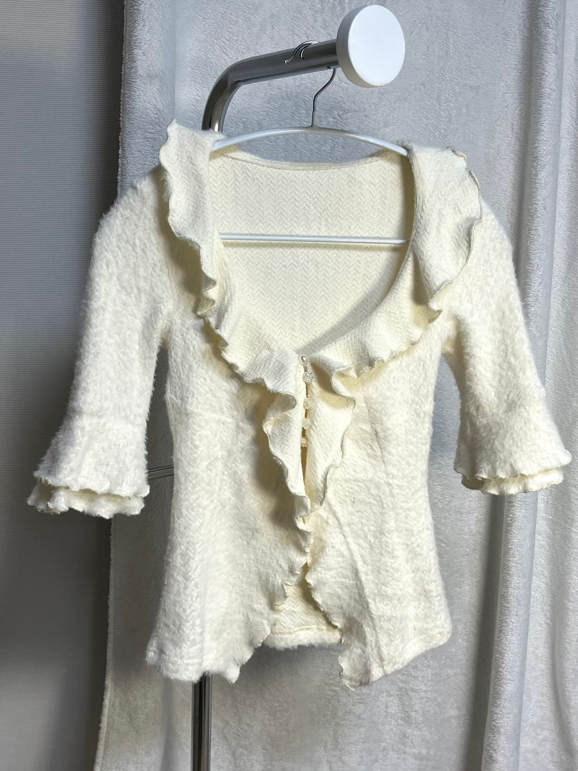 빈티지 로즈 진주 디테일 슬림 퍼 가디건 상품이미지4