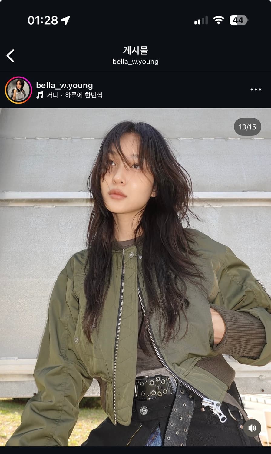 베이컨트 아카이브 멜리 패디드 봄버 카키 상품이미지1