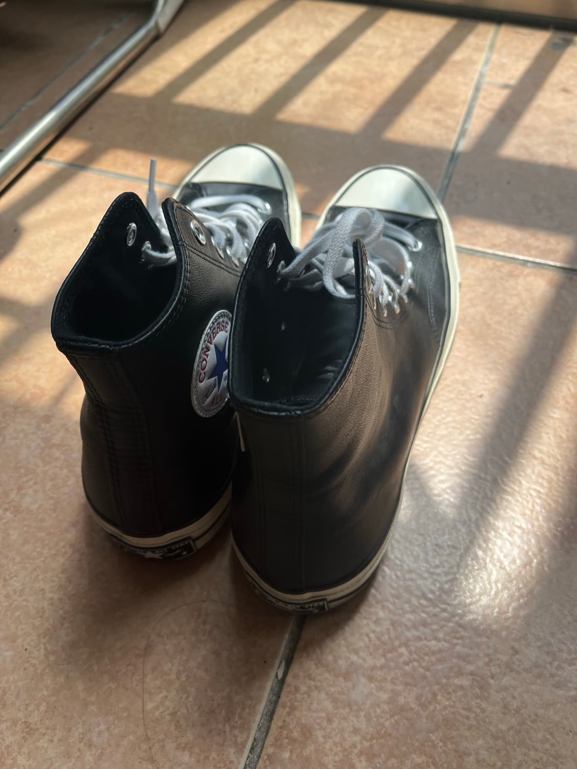 [280] 컨버스 척70 레더 하이 블랙 상품이미지5